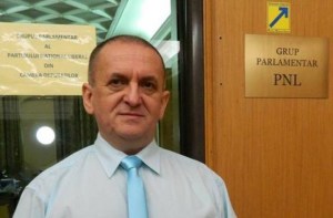 xtimthumb.php,qsrc=,hwww.mondonews.ro,_wp-content,_uploads,_2013,_09,_radu_zlati.jpg,aw=720,aq=100.pagespeed.ic.pHDKZc1dY5