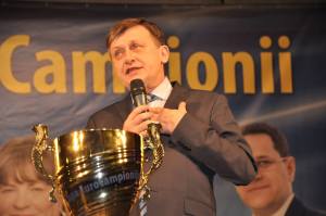 1614180_10152345367088307_1690800311_o